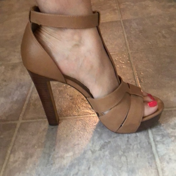 Jessica Simpson - Picture 4 of 4